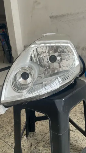Farol ORIGINAL L.E Ford KA 2009