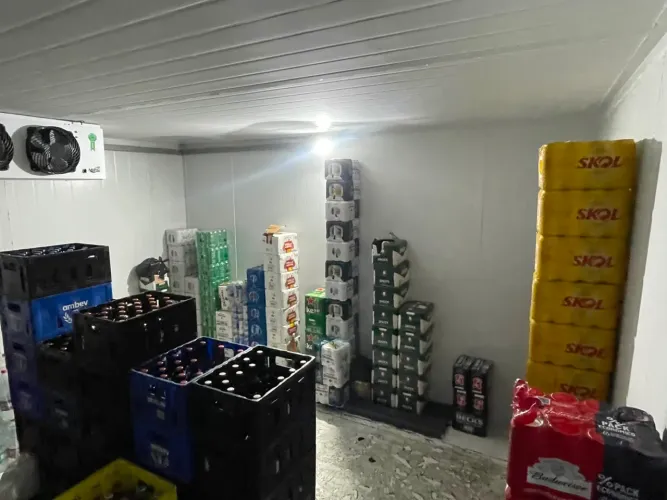 Vendo câmera fria