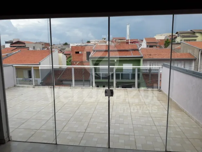 Sobrado com 3 quartos, closet, 3 banheiros, 3 vagas no San Diego em Campinas-SP.
