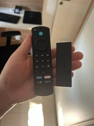 AMAZON FIRE STICK 3ª GERAÇÃO POUCO USADO!