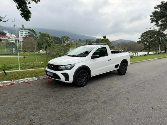 Volkswagen Saveiro Robust 1.6 Total Flex 16V 2024