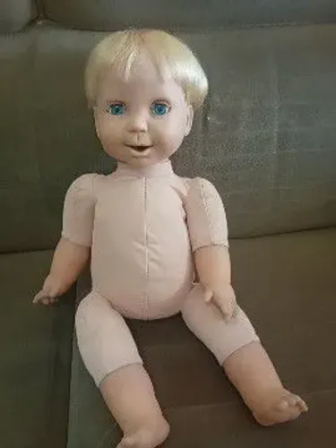 Boneca miracle baby