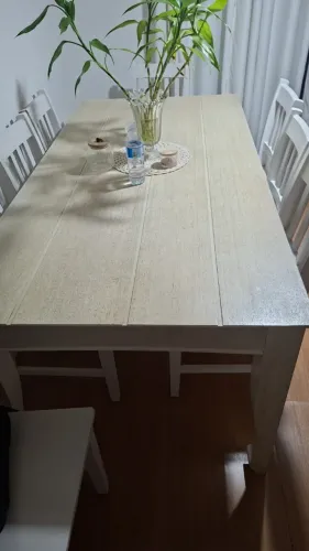 Mesa de 8 lugares (C 1,82 cm x L 92 cm x A 78cm)