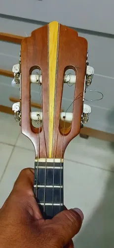 Cavaco de luthier de cedro