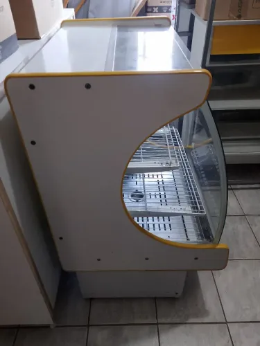 Vendo Estufa para salgados gelopar com regulagem de temperatura
