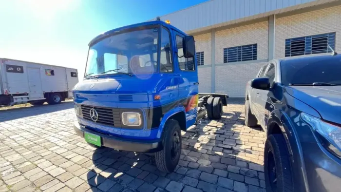 M.BENZ / L608 D