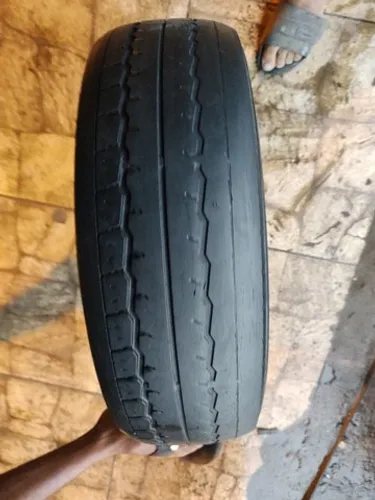Pneus meia vida  vários tamanhos conforme fotos preço a consultar