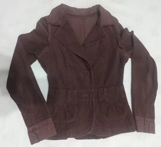 casaquinho feminino em veludo marrom - tamanho p