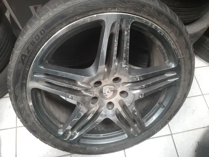 Roda aro 22 Porsche Cayenne grafite com diamantado 5x130 avulsa