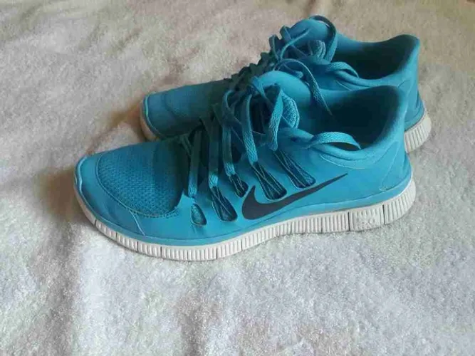 Nike Free 5.0 - Tamanho 40