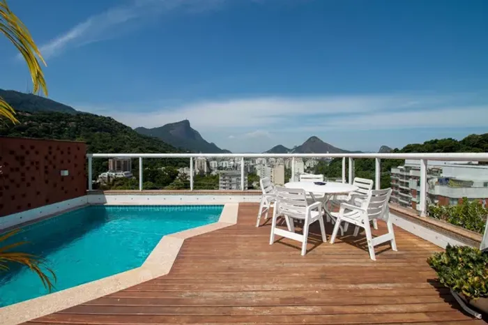 Cobertura magnifica na Gvaea com 319 m², piscina e vista panoramica!