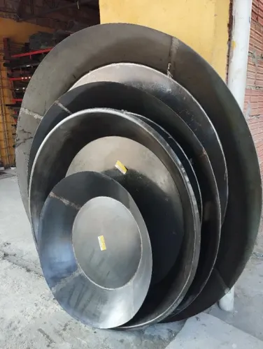 Forno, tacho para fazer farinha, grande, intermediário, médio e pequeno.