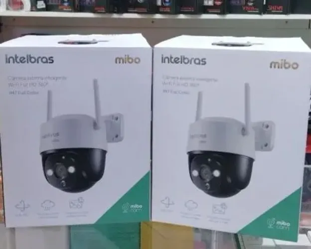 Câmera Externa Inteligente iM7 Full Color Branco Intelbras Instalada com Cartão 32G