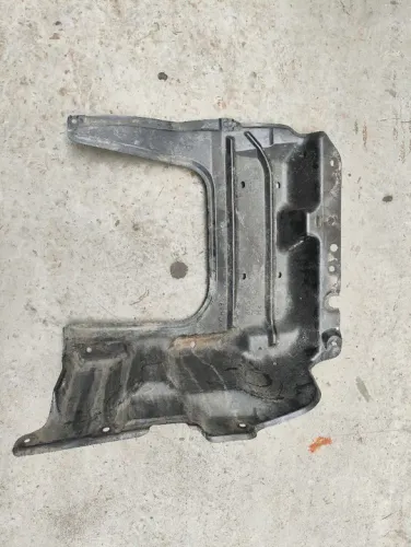 Protetor motor direito Corolla 2015 2016 2017 2018 2019