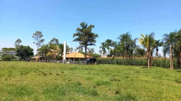 Chácara 500m da cidade