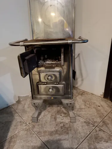 Fogão a lenha a em aço inox