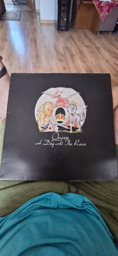 LP vinil Queen A day at the races