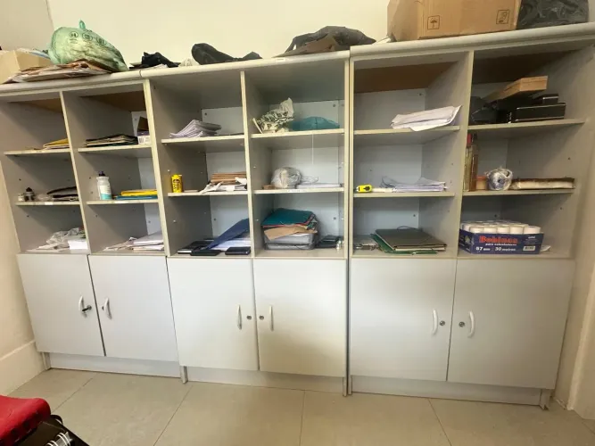 Armário para o escritório com 3 modulos
