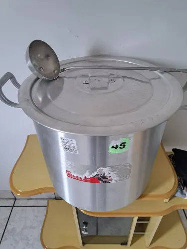 Caldeirão de Alumínio com Tampa e Concha 60 Litros ( Caldos, feijoada, quermesse )