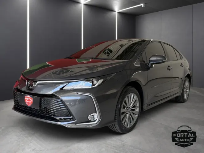 Corolla XEI 2025 Apenas 6.000 km