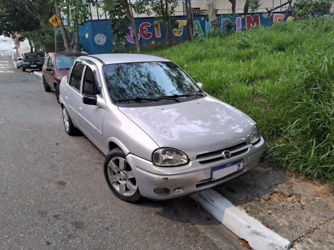 Chevrolet Corsa Sedan GLS 1.6 16V MPFI 4P 1998