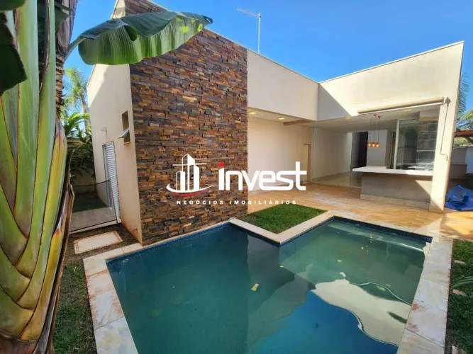 Encante-se com esta belíssima casa de alto padrão disponível para locação no renomado Cond
