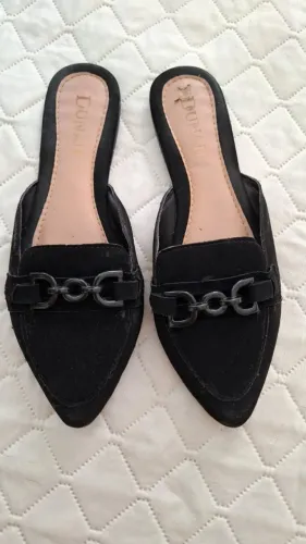 Mule Preto Feminino Duna com Detalhe em Corrente - Estilo e Conforto