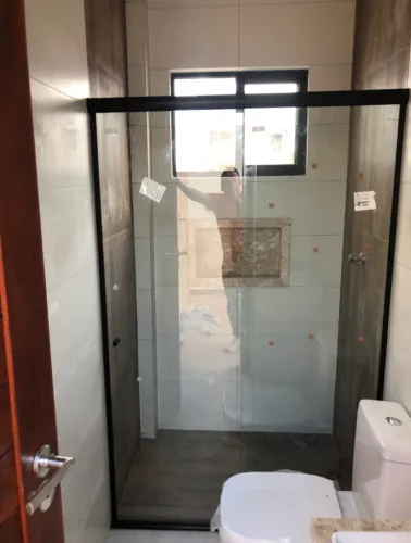 Mármores , granito Box,portas,janelas de vidro, esquadrias em alumínio