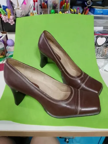 Sapato Scarpin Hush Puppies Couro N° 38/39