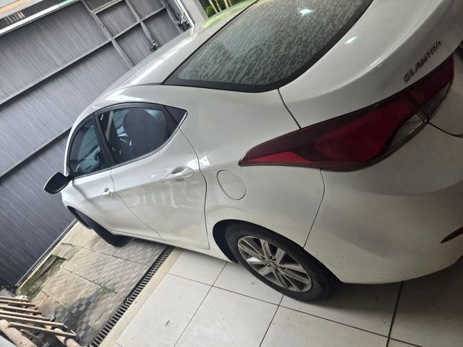 Imagem de Hyundai Elantra GLS 2.0 16V Flex Aut. 2016