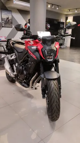 NOVA CB 500 HORNET