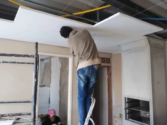 Placas de Isopor para Isolamento Térmico -Mantenha o Calor no Inverno e o Frescor no Verão