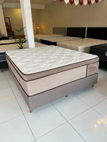 Conjunto Queen Size  - Base Box  + Colchão ULTRA Última peça de mostruário - ENTREGAMOS 