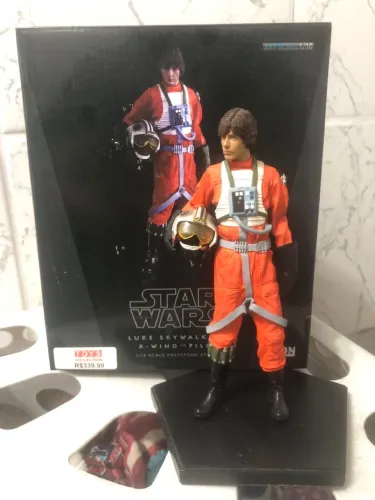 Luke skywalker x-wing Iron studios