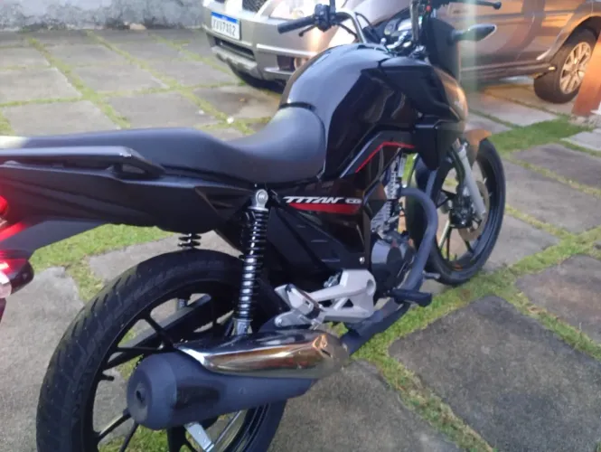 Honda / CG 160 TITAN 2024 aceito troca por carro maior valor 