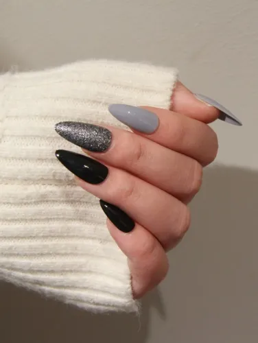 24 Peças de Unhas Postiças + Cola Transparente + Lixa de Unha