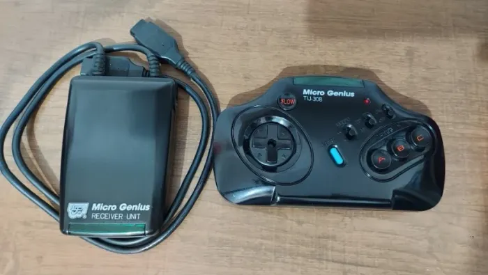 Controle sem fio Micro Genius  para Mega Drive  ( com função turbo e slow) 