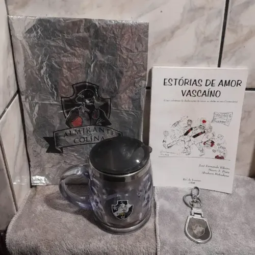 Caneca Térmica Oficial Do Vasco Da Gama Com Tampa (500ML) + Chaveiro Do Vasco + Livro