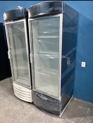Freezer para congelados chega até-20 graus 