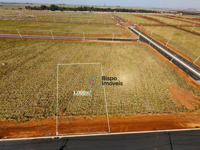 Terreno Industrial à venda, 1000 m² por R$ 700.000 - Jardim Cedros (Parque Industrial Sola