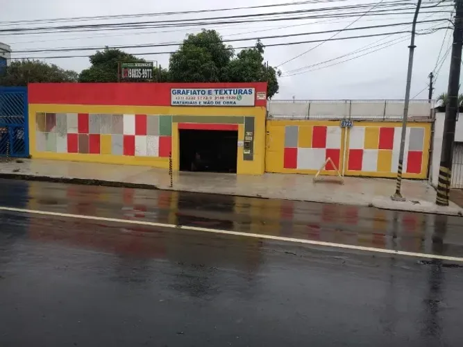 GALPÃO / CASA/AREA  970 m²