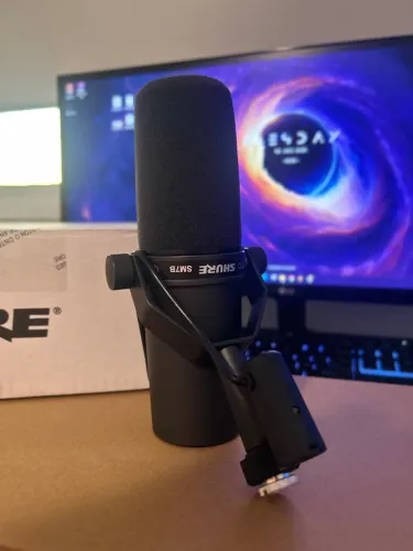 Microfone Shure SM7B NOVO na Caixa + Suporte W19BLACK