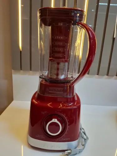 Liquidificador Britânia furtis turbo 1.400W,12 velocidades.