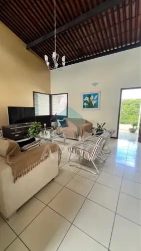 Casa em Condomínio Fechado - Candelária