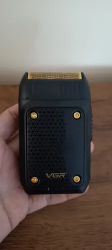 Barbeador Elétrico Máquina De Barbear Masculino Portátil USB Shaver Vgr Cor Preto E Verde