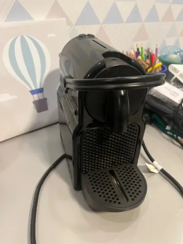 Cafeteira Nespresso Inissia 127 V