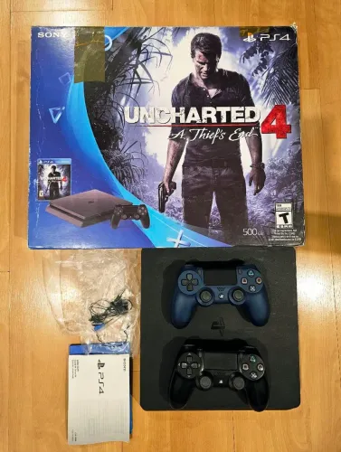 PS4 Slim 500 GB + 2 Controles Originais + 2 Jogos 