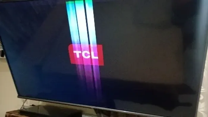 Tv 55 polegadas TCL com defeito