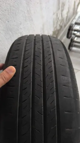 Vendo 2 Pneus 175/65 R15