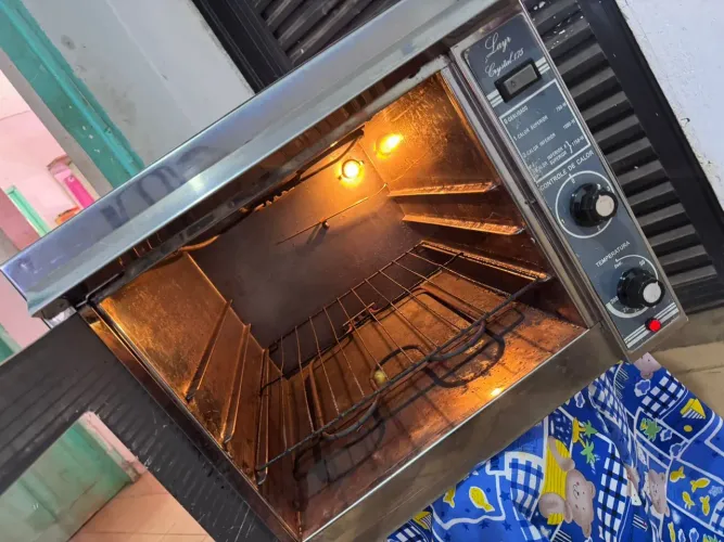 Forno elétrico Layr 48 lt